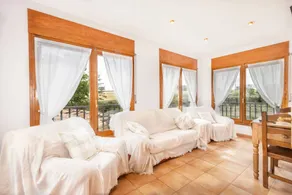 Family-friendly holiday home with pool, terrace & garden | Mountain view | Pets allowed - Image 4