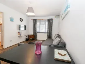 Cottage avec jardin - Image 3