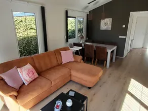 Maison avec jardin, terrasse et piscine chauffée - Image 5