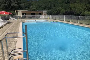 Flat with pool | Pets allowed - Image 3