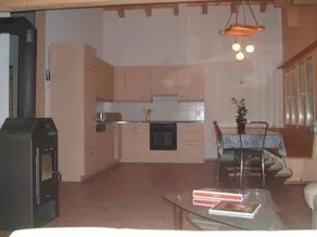 Pleasant holiday apartment with terrace | Lake view - Image 3