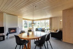 Family-friendly charming holiday home with sauna & terrace | Pets are welcome - Image 4