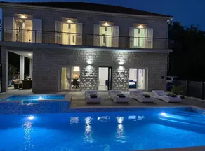 Villa mit Grill, privatem Pool und Terrasse - Image 3