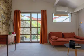 B&B with garden, pool & terrace | Mountain view - Image 2
