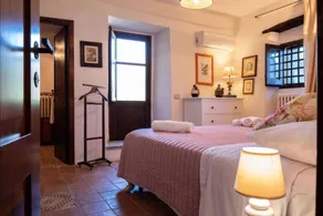 Villa with terrace, barbecue & private pool | Sea view - Image 4