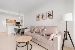 Appartement avec jardin, piscine privée et terrasse | Vue jardin | Adapté au travail à distance - Image 4