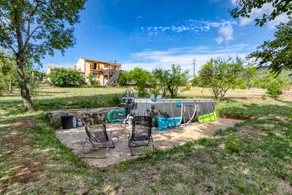 Voll ausgestattetes Ferienhaus mit Terrasse, Garten und Pool | Gartenblick | Perfekt für die Arbeit von Zuhause | Haustiere erlaubt - Image 3