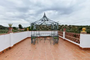 House with terrace, barbeque & private pool | River view - Image 3