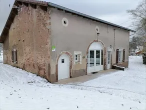 Holiday home with garden & barbecue - Image 4
