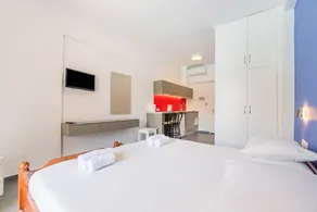 Flat with pool, garden & terrace | Garden view - Image 4