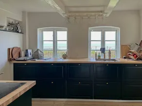 Bright beach villa with sea views to Hesselø Bay - Image 2