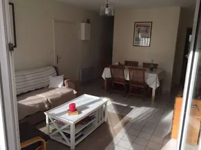 Appartement avec terrasse - Image 4