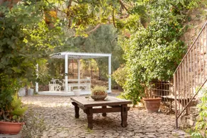 Spacieuse villa entièrement équipée avec internet haut débit, piscine et jardin | Vue mer | Avec animaux autorisés - Image 4