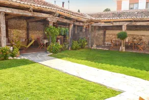Beautiful villa with garden, private pool & barbeque | Pool view - Image 4