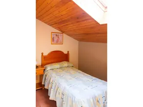 Appart'hôtel avec 4 chambres à coucher pour 6 personnes - Image 5