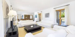 Fully equipped big finca with private pool, garden & barbecue | Mountain view | Suitable for remote work - Image 5