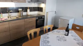 Holiday apartment with BBQ & terrace - Image 3
