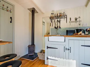 Landhaus mit Garten, Sauna und Pool - Image 5