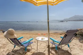 Villa avec barbecue, terrasse et jardin | Vue mer - Image 2