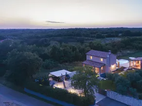 House with private pool, garden & BBQ - Image 5