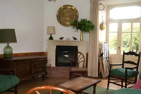 Cottage “Logis Auprès du Château” with Private Garden and Wi-Fi - Image 2