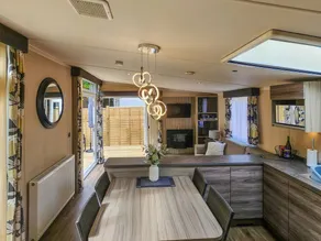 Child-friendly cottage | River view - Image 2