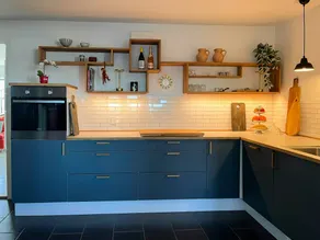 Holiday home with garden, terrace & barbeque | Suitable for remote work - Image 2