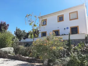 Holiday home with terrace, BBQ & garden | Mountain view - Image 3