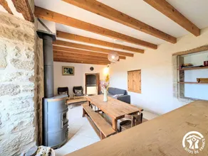 Gite with terrace & garden - Image 3