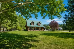 Chalet mit Whirlpool, Garten und Grill - Image 3