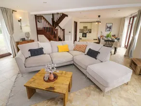 Child-friendly cottage with garden | Pets are welcome - Image 4