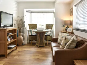 Child-friendly cottage | River view | Close to the beach | Dogs allowed - Image 2