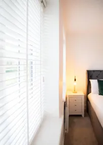 Stylish 2 Bedroom House - Village Location - Image 4