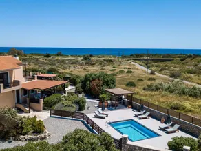 Fully equipped house with private pool, BBQ & garden | Close to the beach - Image 3