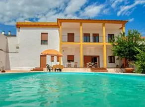 House with garden, private pool & fast internet | Good for workation | Pets allowed - Image 2
