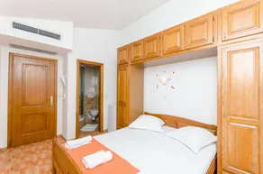 Apartments and Rooms Roso - Image 3