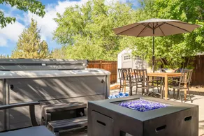 Ponderosa Pines by AvantStay Gorgeous Deck 10 mins from Central Bend Family Friendly - Image 2