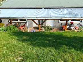 Appartamento con griglia, terrazza e giardino - Image 4