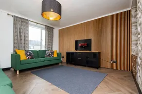 Holiday home with garden | Suitable for remote work - Image 3