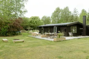 House with terrace & garden - Image 2