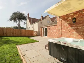 Agréable cottage adapté aux familles avec jardin et jacuzzi | Avec animaux autorisés - Image 2