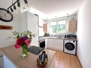Child-friendly wonderful holiday home with terrace, garden & BBQ | Garden view | Pets are welcome - Image 3