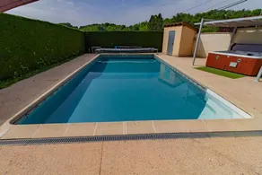 Maison de vacances avec jacuzzi, barbecue et jardin | Vue panoramique - Image 4