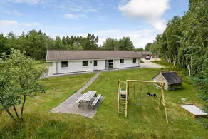 Fully equipped house with hot tub, sauna & BBQ | Pets are welcome - Image 2