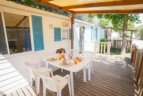 Mobile home with air conditioning, terrace and pool - Image 2