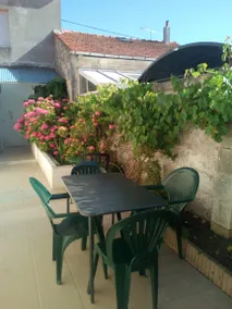 Family-oriented house with terrace, garden & BBQ | Garden view - Image 2