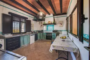 Country House 'Las Alberquillas' with Private Terrace, Wi-Fi and Air Conditioning - Image 5