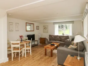 Children-friendly wonderful cottage with garden | Pet-friendly - Image 3