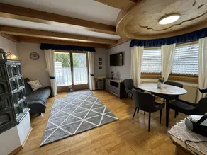 Nice flat with terrace & garden - Image 4