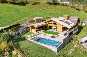 Villa accogliente e familiare con giardino, idromassaggio e piscina | Vista sulla montagna | Vicino alle piste da sci | Accetta animali domestici - Image 2